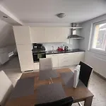 Apartman Ana's Place *