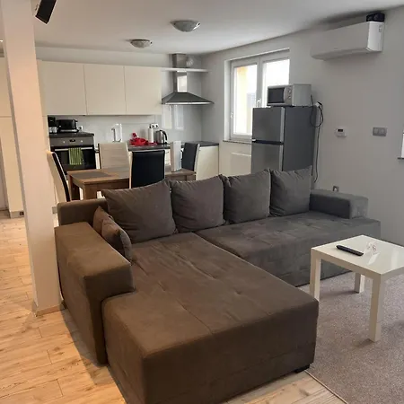 Ana's Place Appartement