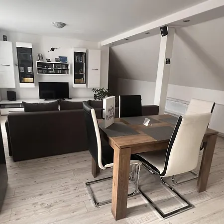 Ana's Place Apartman Cilli